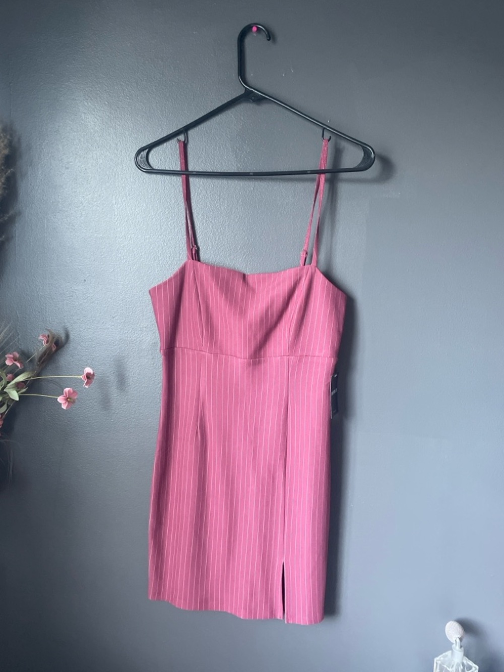 Forever 21 Pink Pinstripe Mini Dress NWT Bodycon Stretch Lined Back Zip Size M